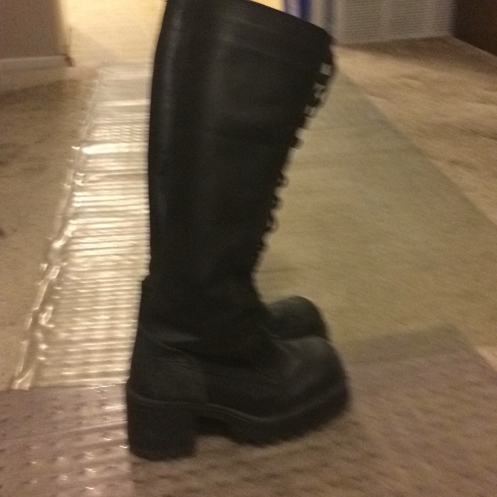 Army boot - Picture 2 of 3